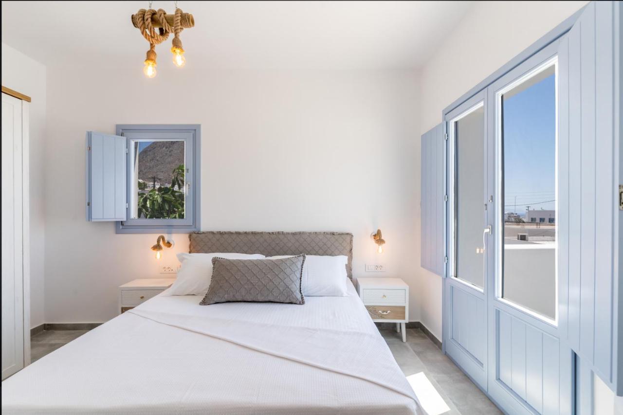 Santorossa Luxury Villas Emporio  Exterior foto