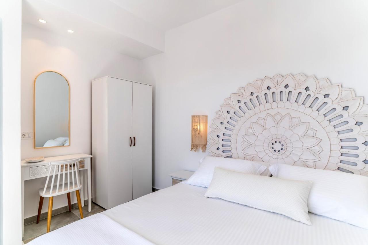 Santorossa Luxury Villas Emporio  Exterior foto