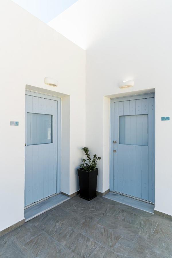 Santorossa Luxury Villas Emporio  Exterior foto