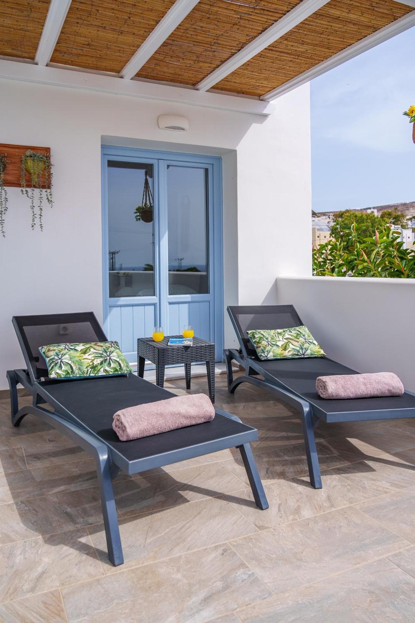 Santorossa Luxury Villas Emporio  Exterior foto